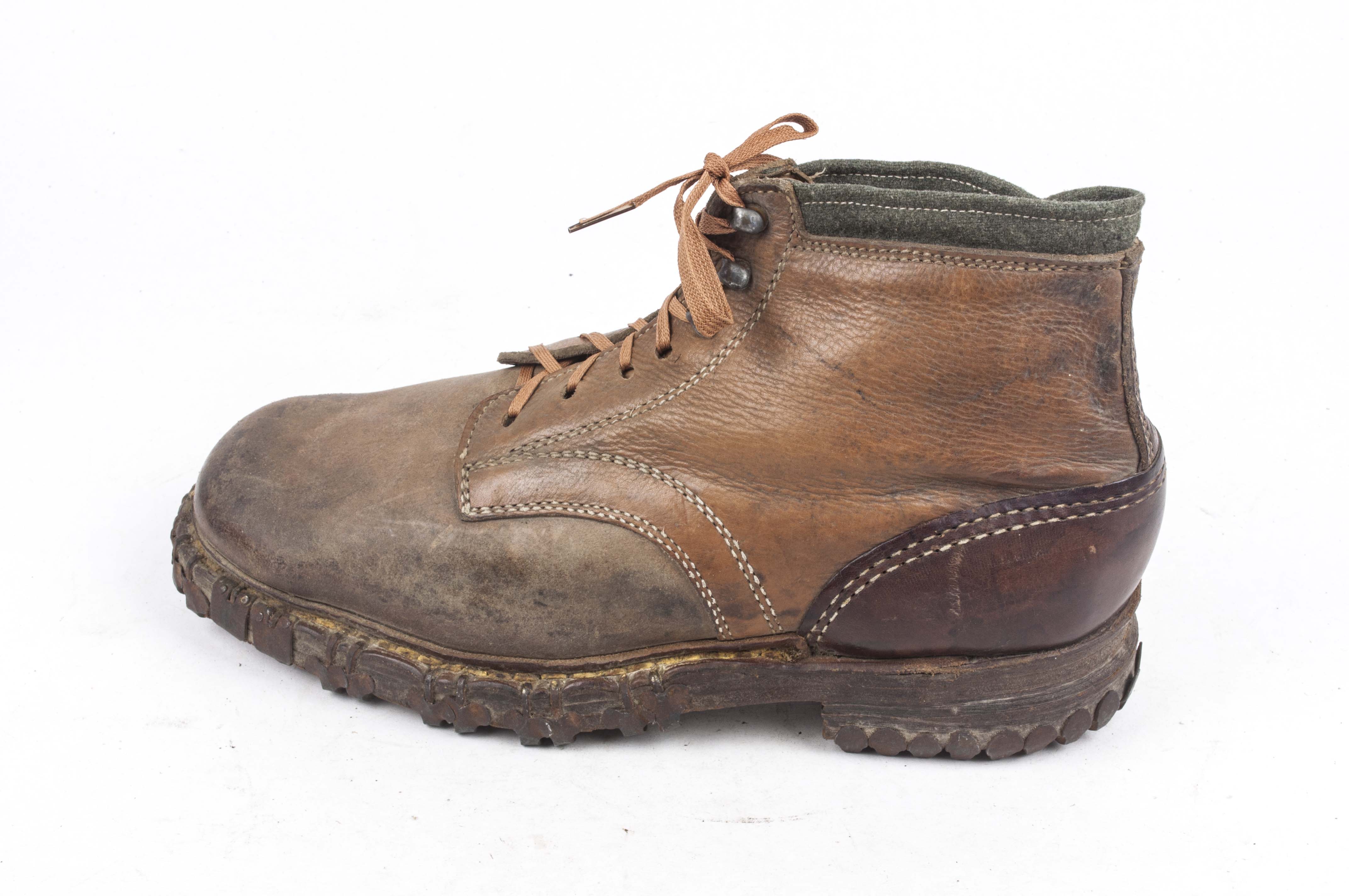 Mountain troop boots – 1945 – fjm44
