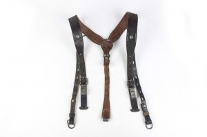 Canvas Y-straps in combat used condition marked gjl 1942 – fjm44