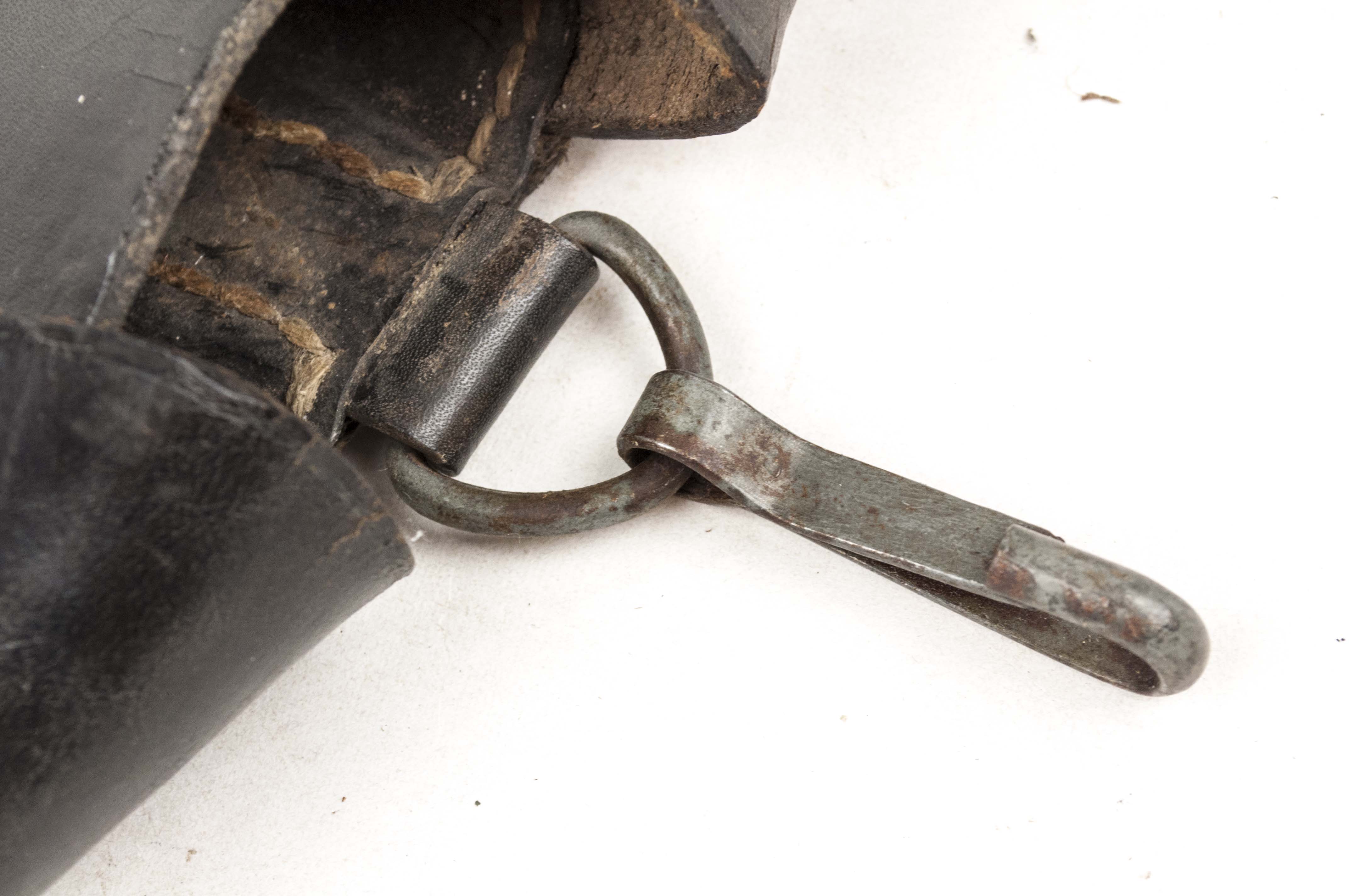 Short handled pioneer shovel – Pressstof pouch – AB&C 1940 – fjm44