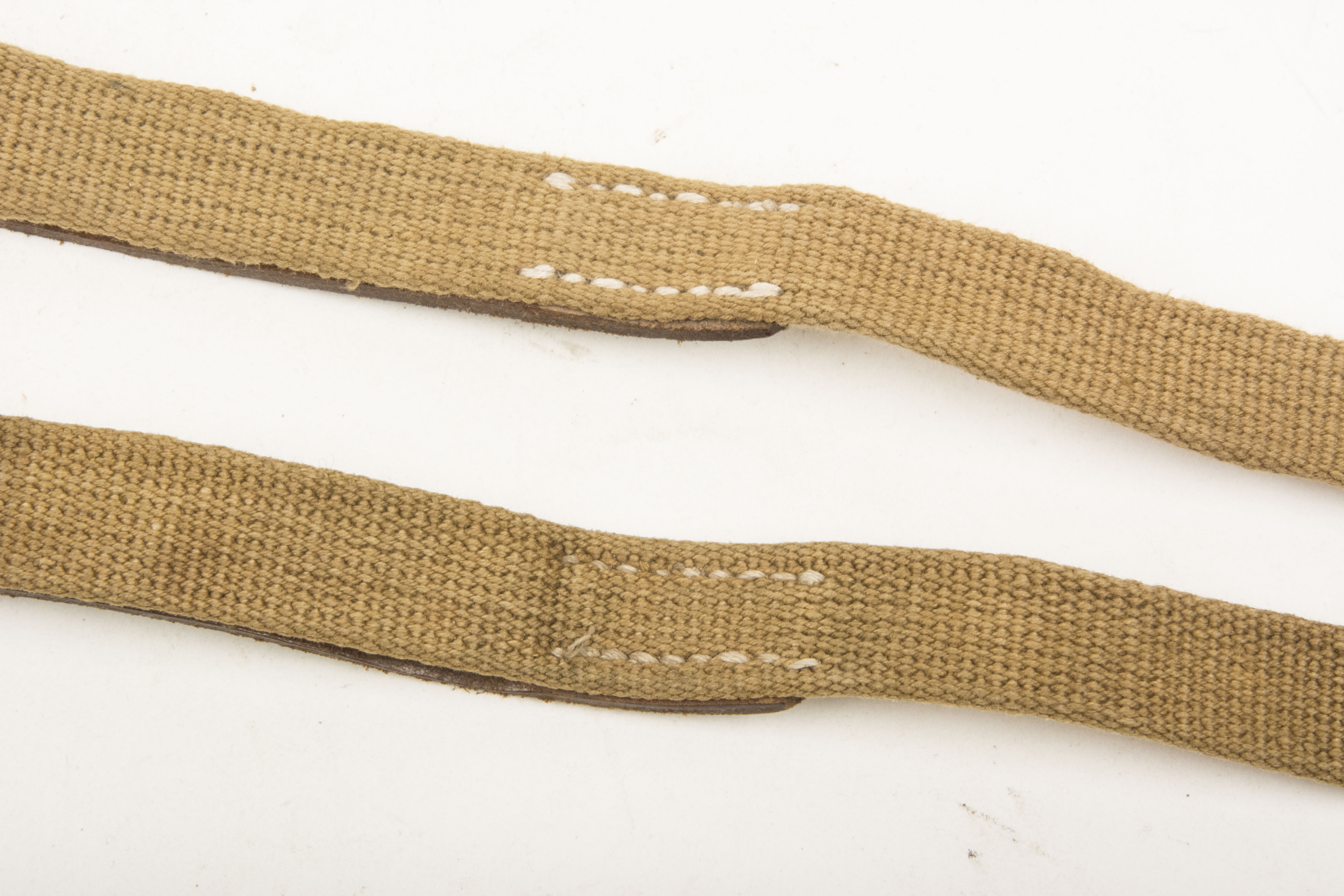 Pair of webbing equipment straps – fjm44