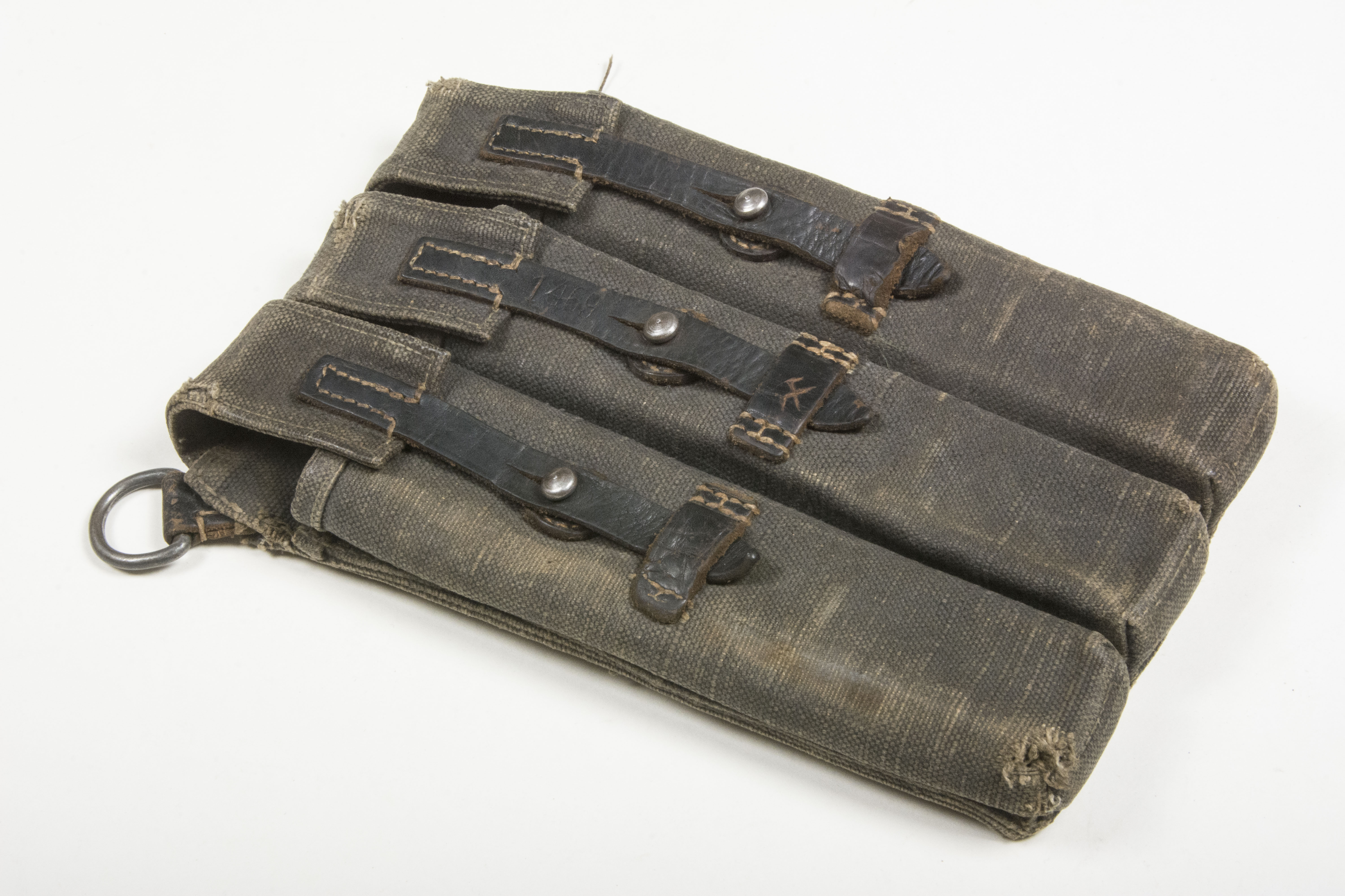 Early Pattern Mp38 And Mp40 Ammunition Pouch Fjm44