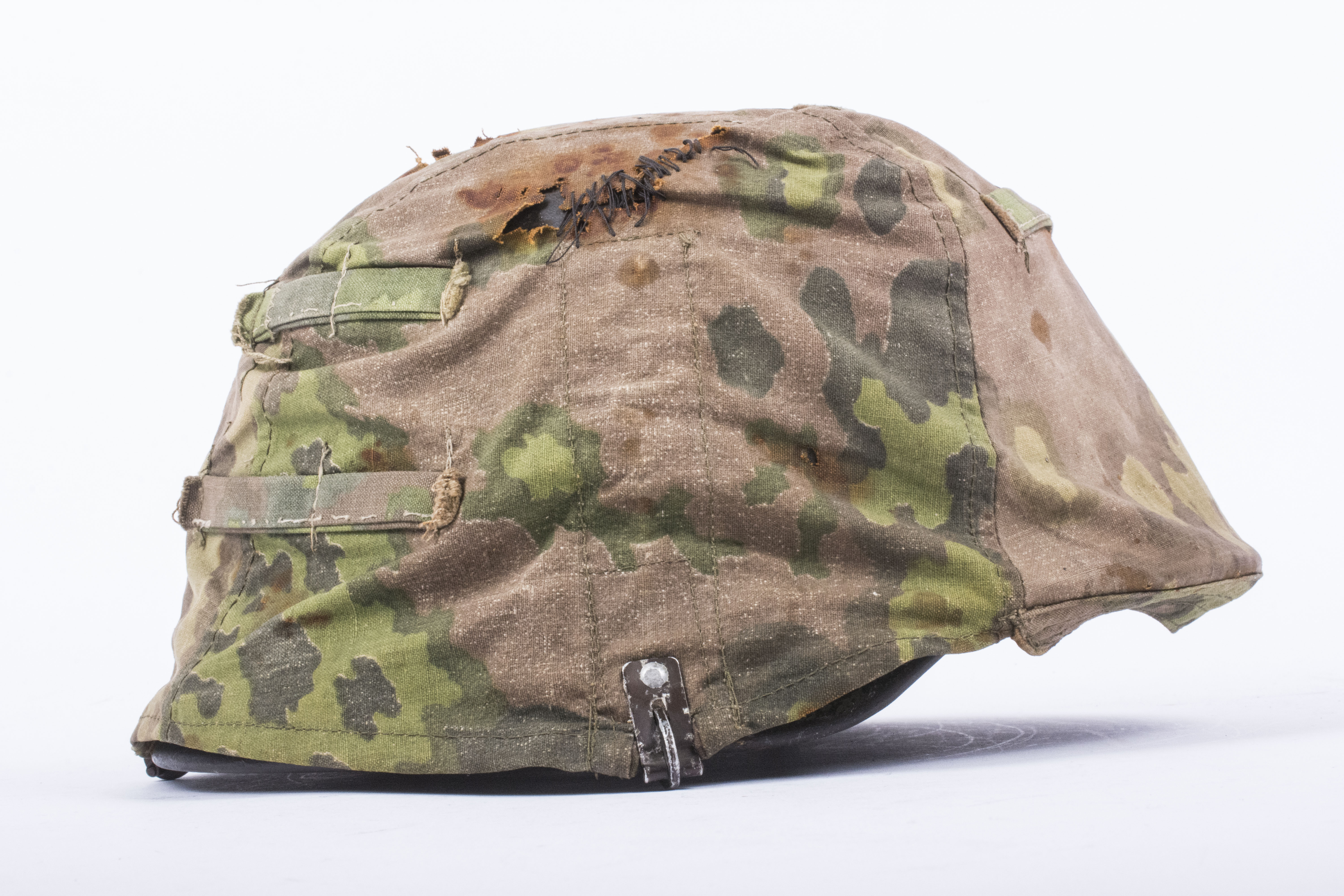 Second pattern Waffen-SS helmet cover in Oak camouflage – fjm44