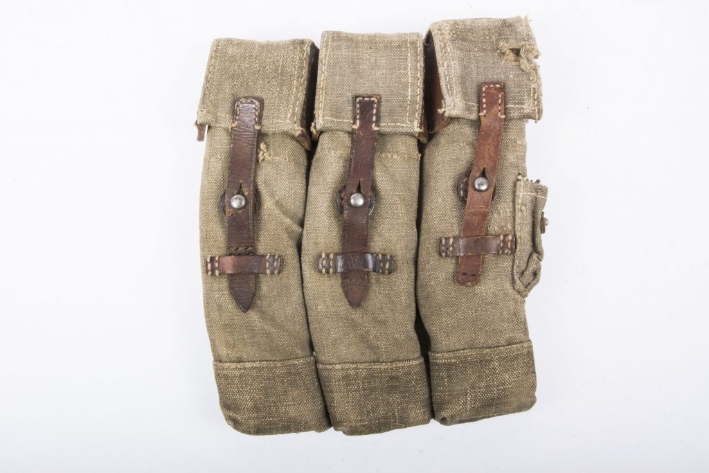 P44 LEFT Side Ammunition Pouch Green British Cold War Era *Rare*