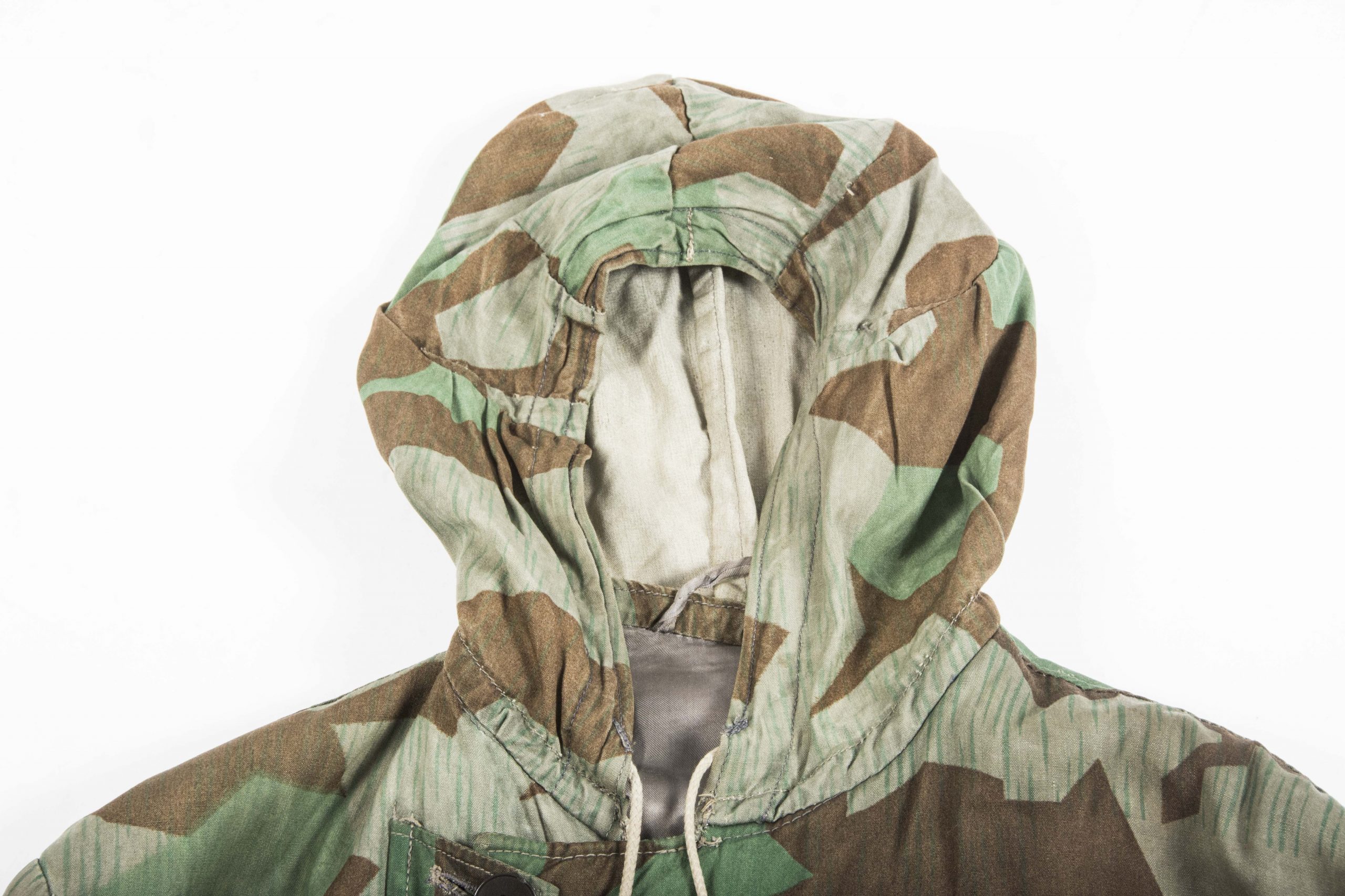 Matching set of non-reversible Splittertarn parka and trousers – fjm44