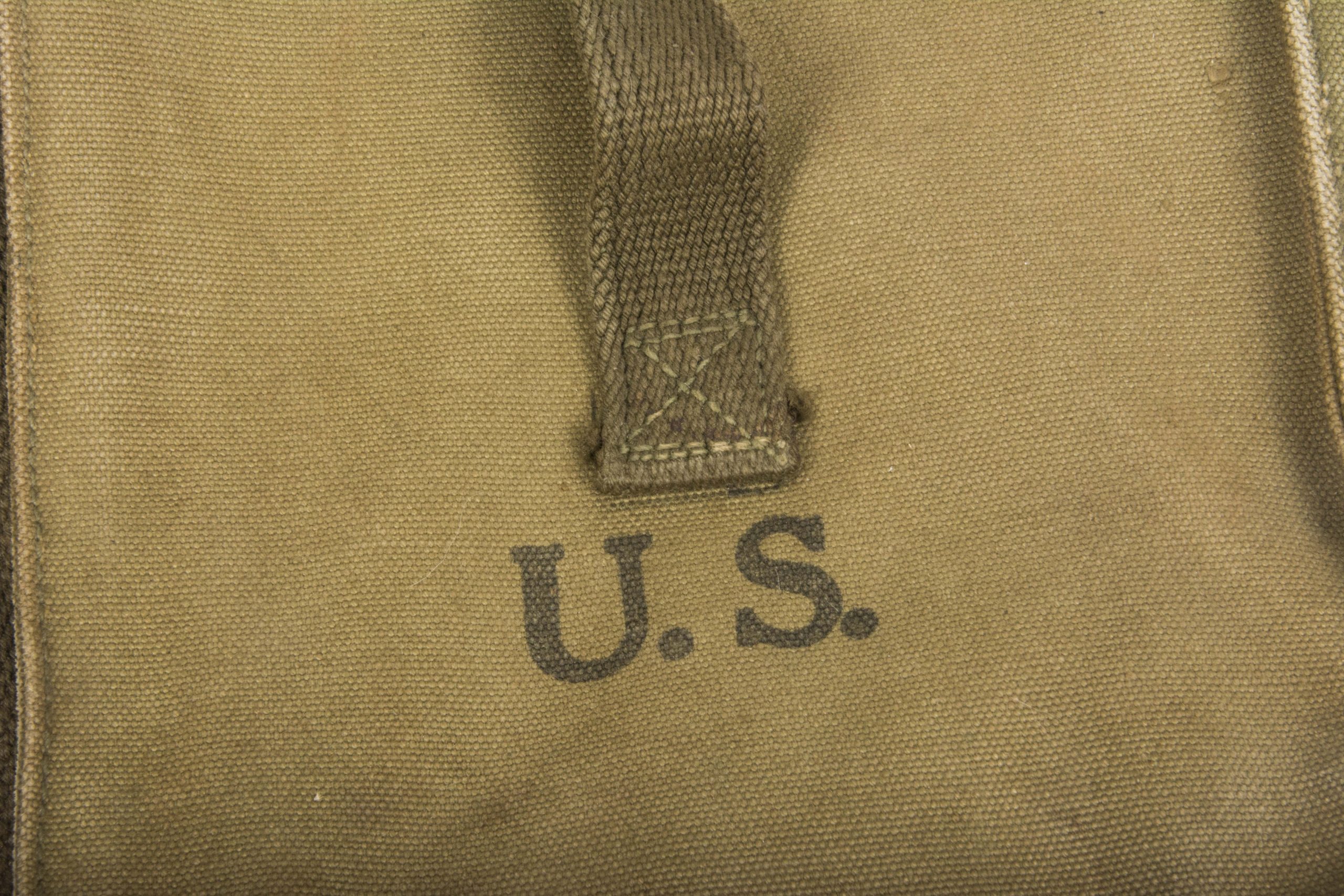 General purpose ammo bag marked B.B.S.Co 1944 – fjm44