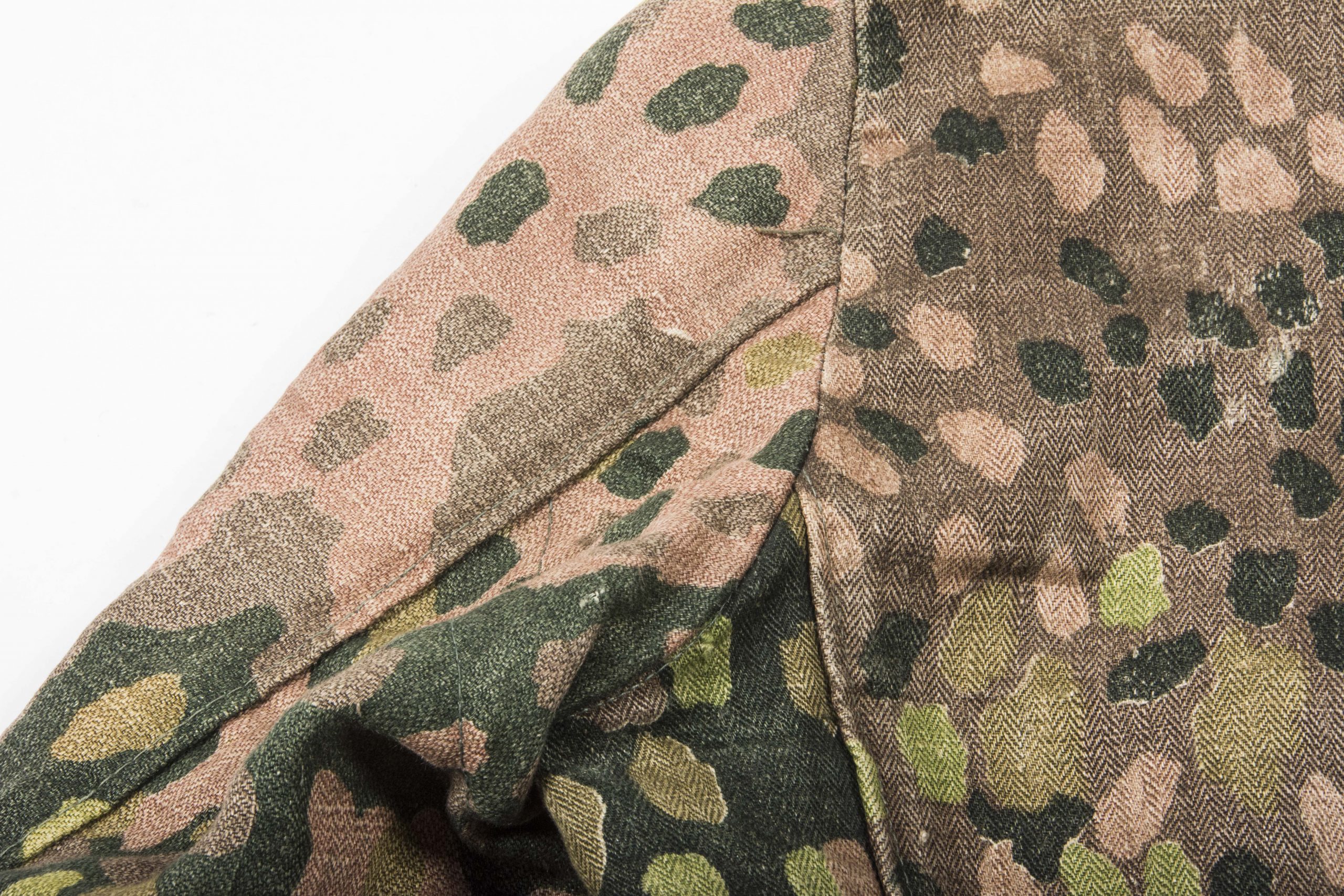 Rare Waffen-SS field blouse in Erbsentarn camouflage – fjm44
