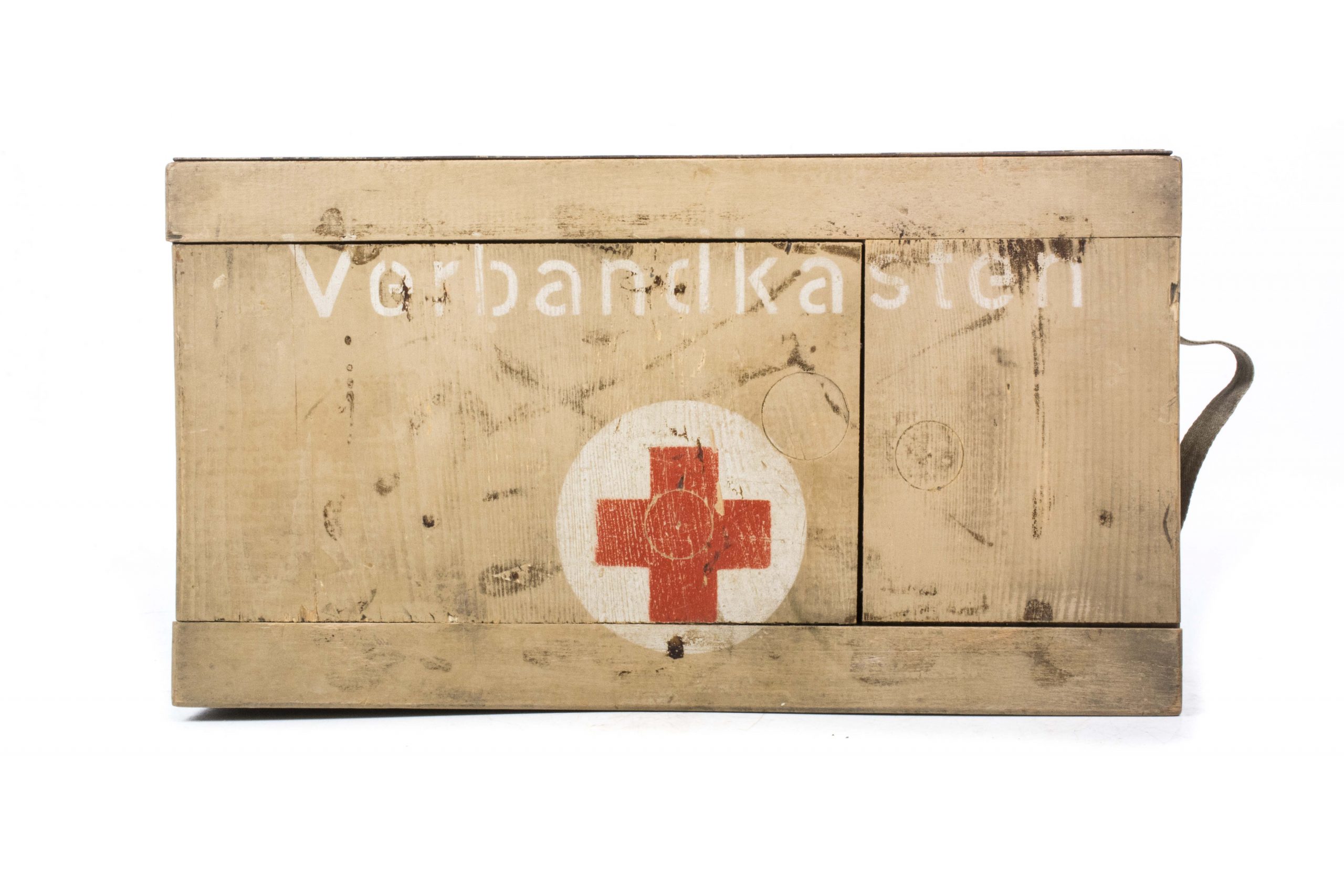 Rare tan wooden Verbandkasten made by Möbelfabrik H. Riekehof – fjm44