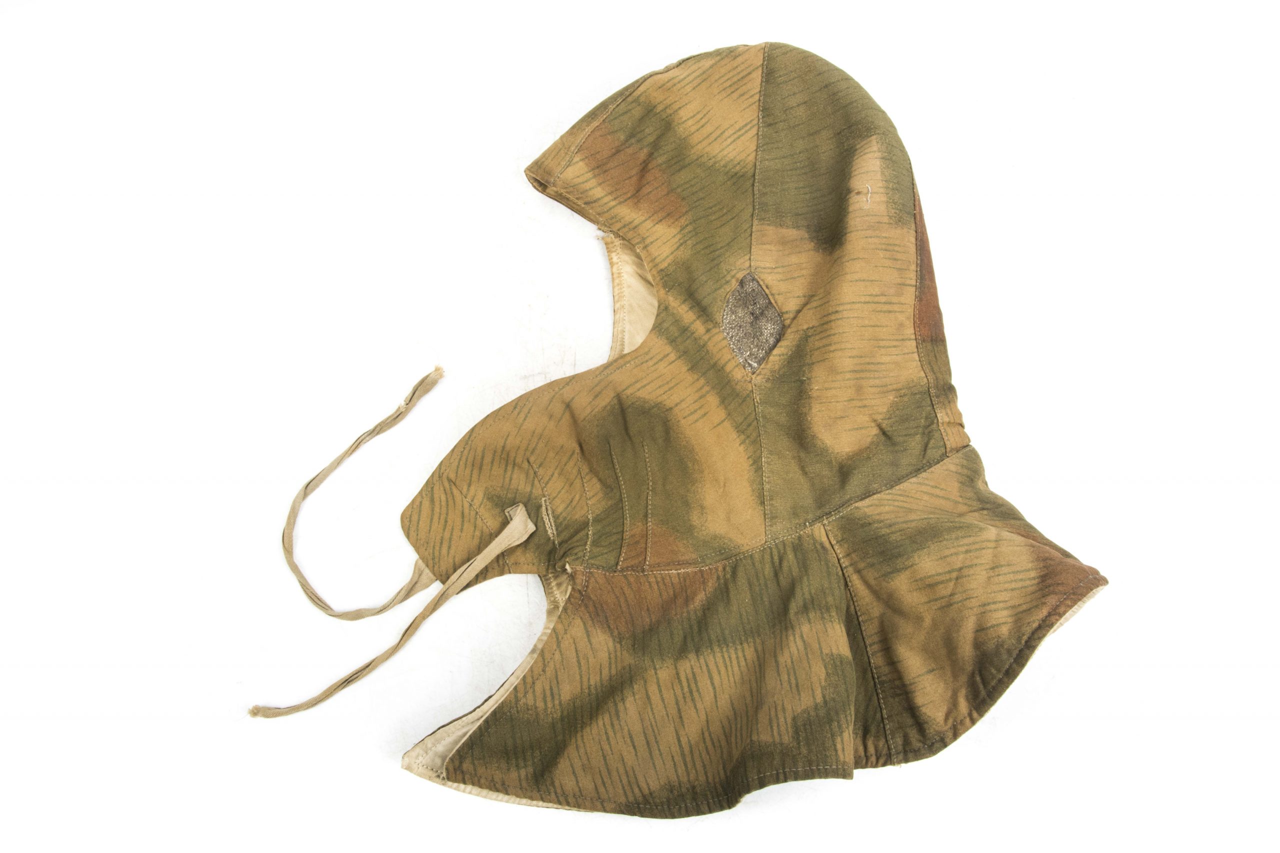 Late war reversible hood or Kopfhaube in Sumpftarn camouflage – fjm44