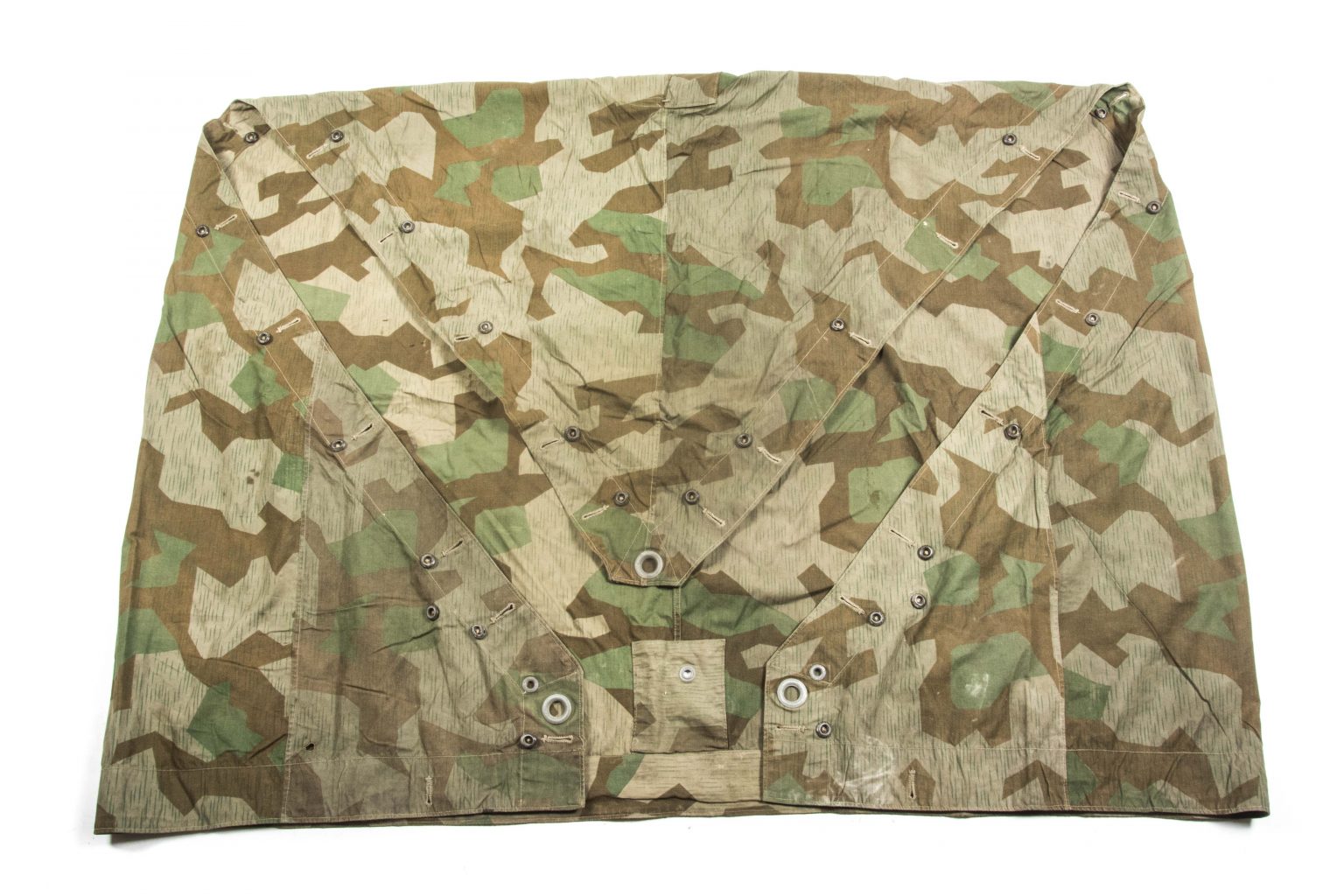 Late war 4-panel M31 Zeltbahn in Reduced Splittertarn camouflage with ...