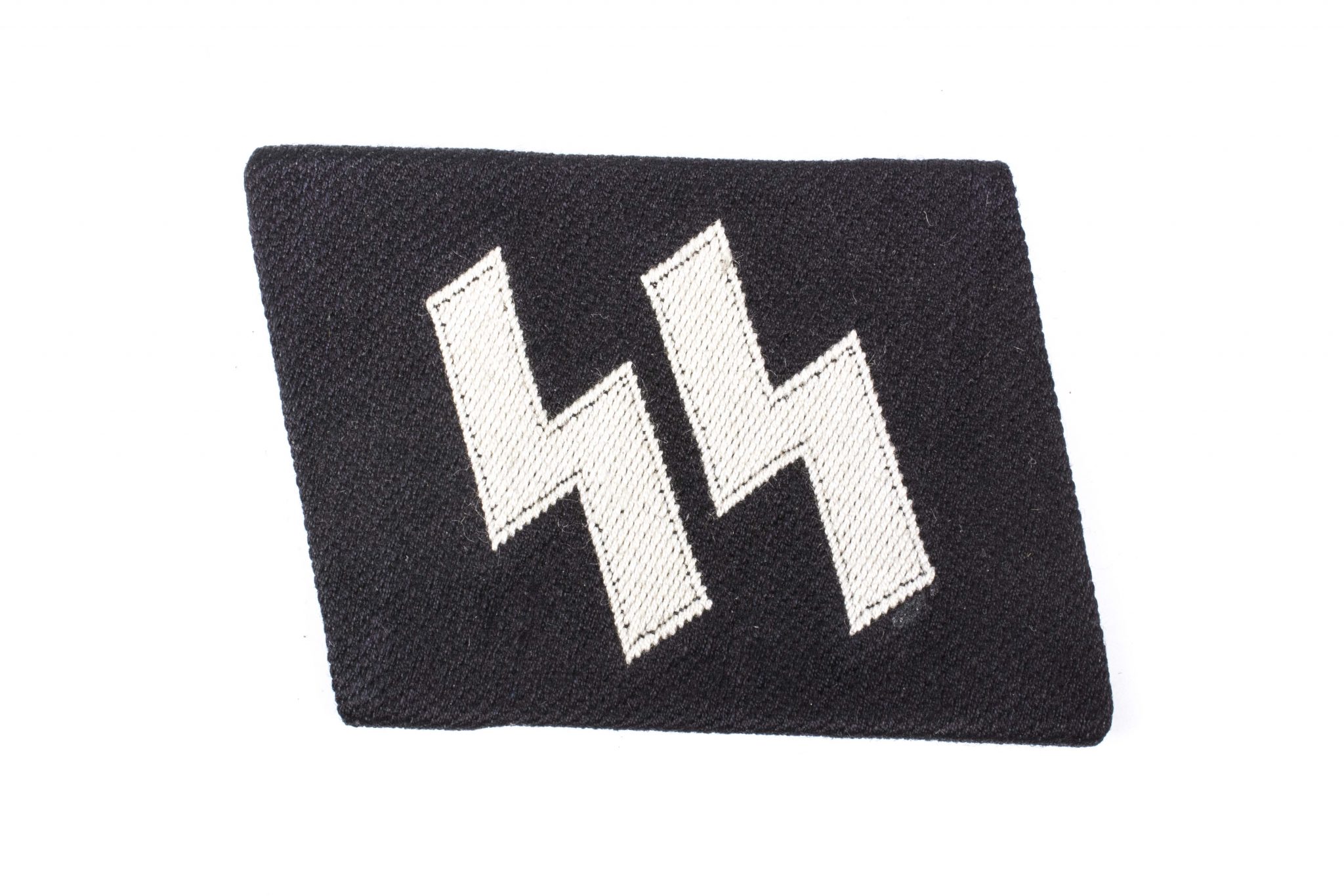 waffen-ss-bevo-collar-tab-fjm44