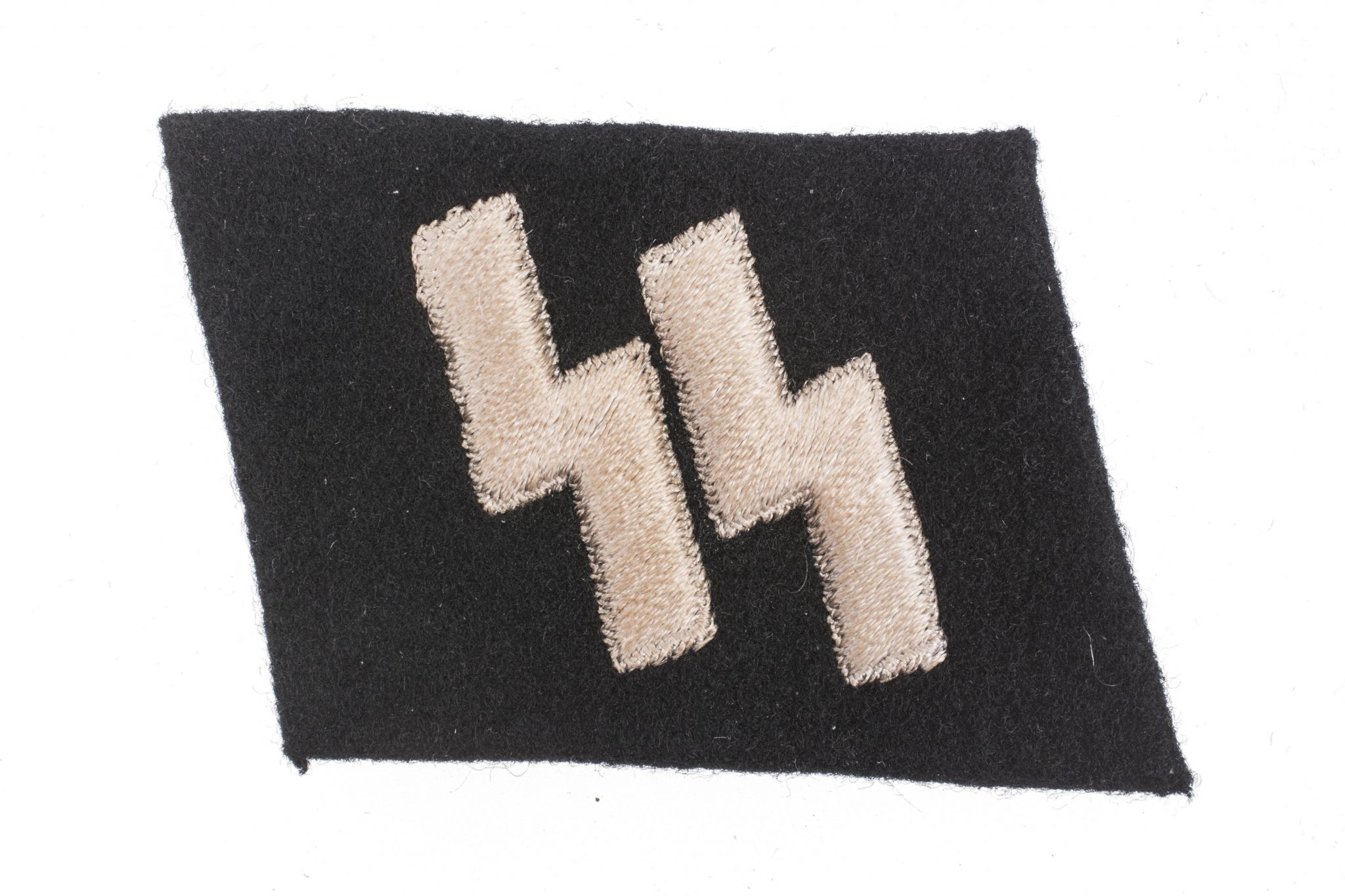 Waffen-SS EM / NCO RZM runic collar tab – fjm44