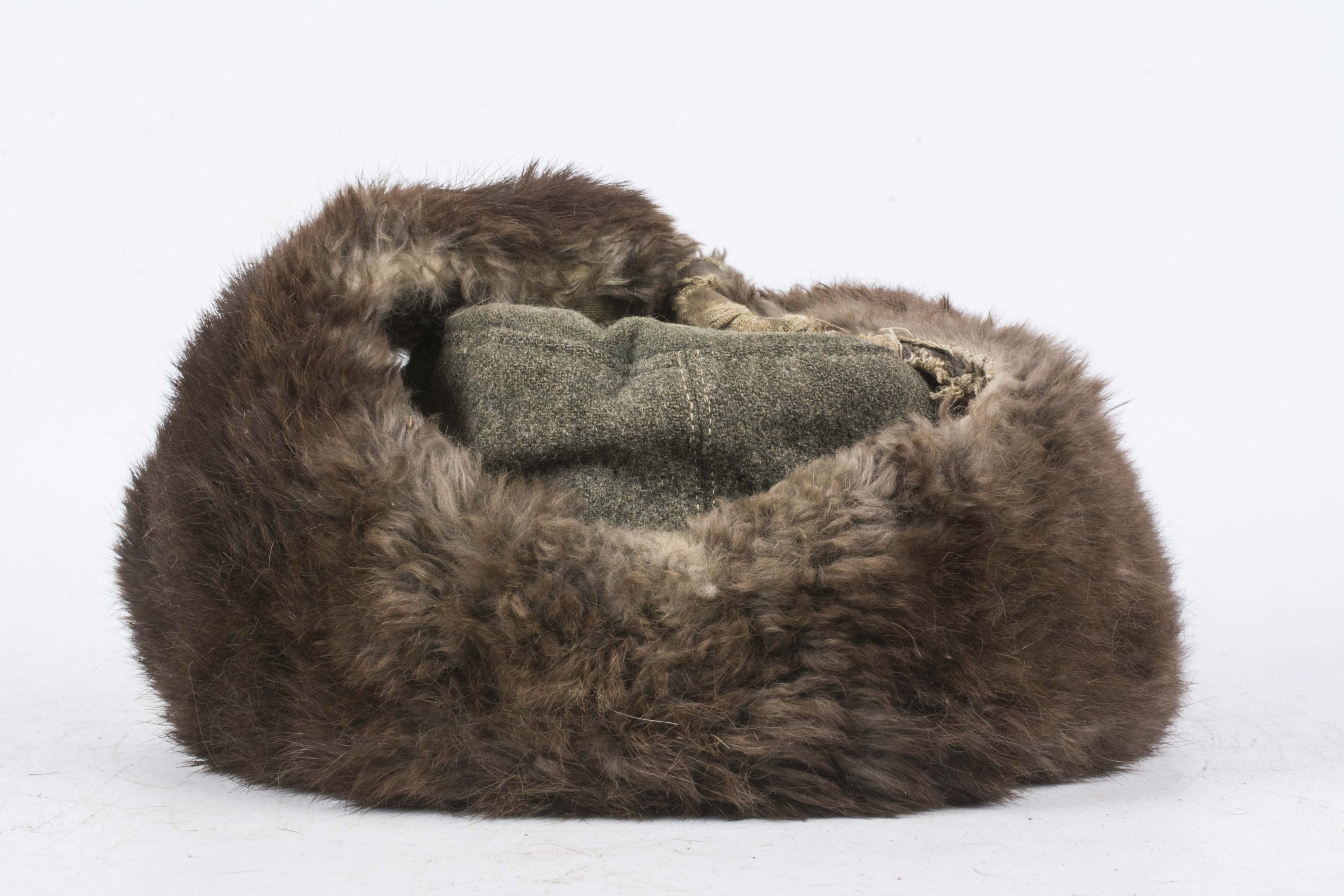 Late war Heer issue fur hat with metal cap eagle – fjm44